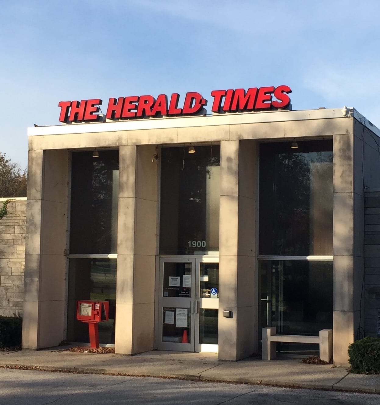 “It was sad walking into the H-T building,” says Bond. Many of its offices had become empty before the newspaper’s corporate owners sold the building on South Walnut Street. | Limestone Post