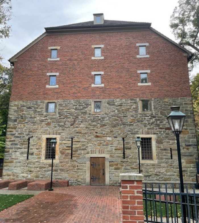 The Rapp-Owen Granary, built in 1818 as a woolen mill, was gutted by fire in 1878 and rebuilt as a granary in 1893. It is now an event venue. | Photo by Laurie D. Borman
